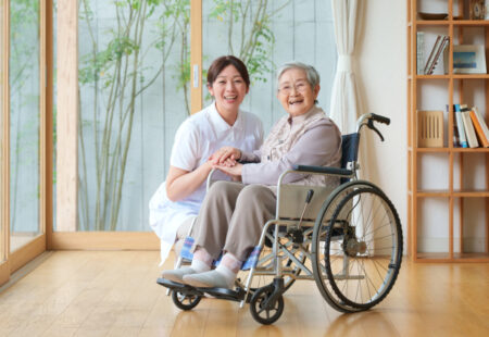 【今さら聞けない！】介護付き有料老人ホームの人員配置基準とは？