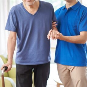 短期集中リハビリテーション実施加算とは？【老健・訪問リハ・通所リハ】算定要件や起算日など解説