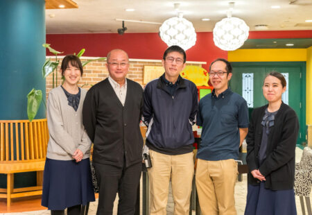 勤怠入力1〜3日→1時間未満、シフト作成はその日に完了。大規模特養・創生園 青葉のシンクロシフト導入事例