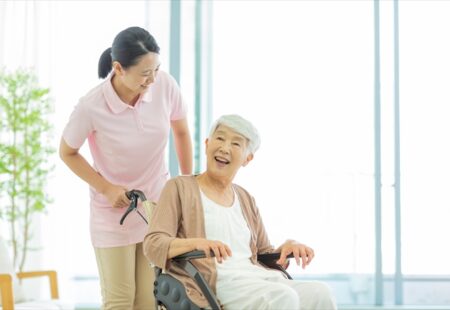 介護職員の健康管理とは？事業者の義務と、シフトでできる予防策まで解説